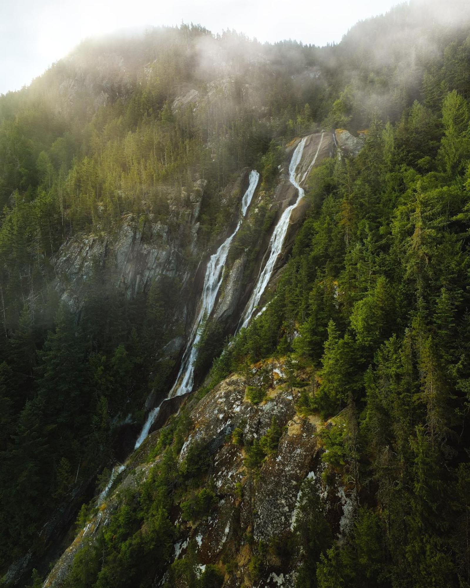 Bella Coola Grizzly Tours And Resort Hagensborg 외부 사진