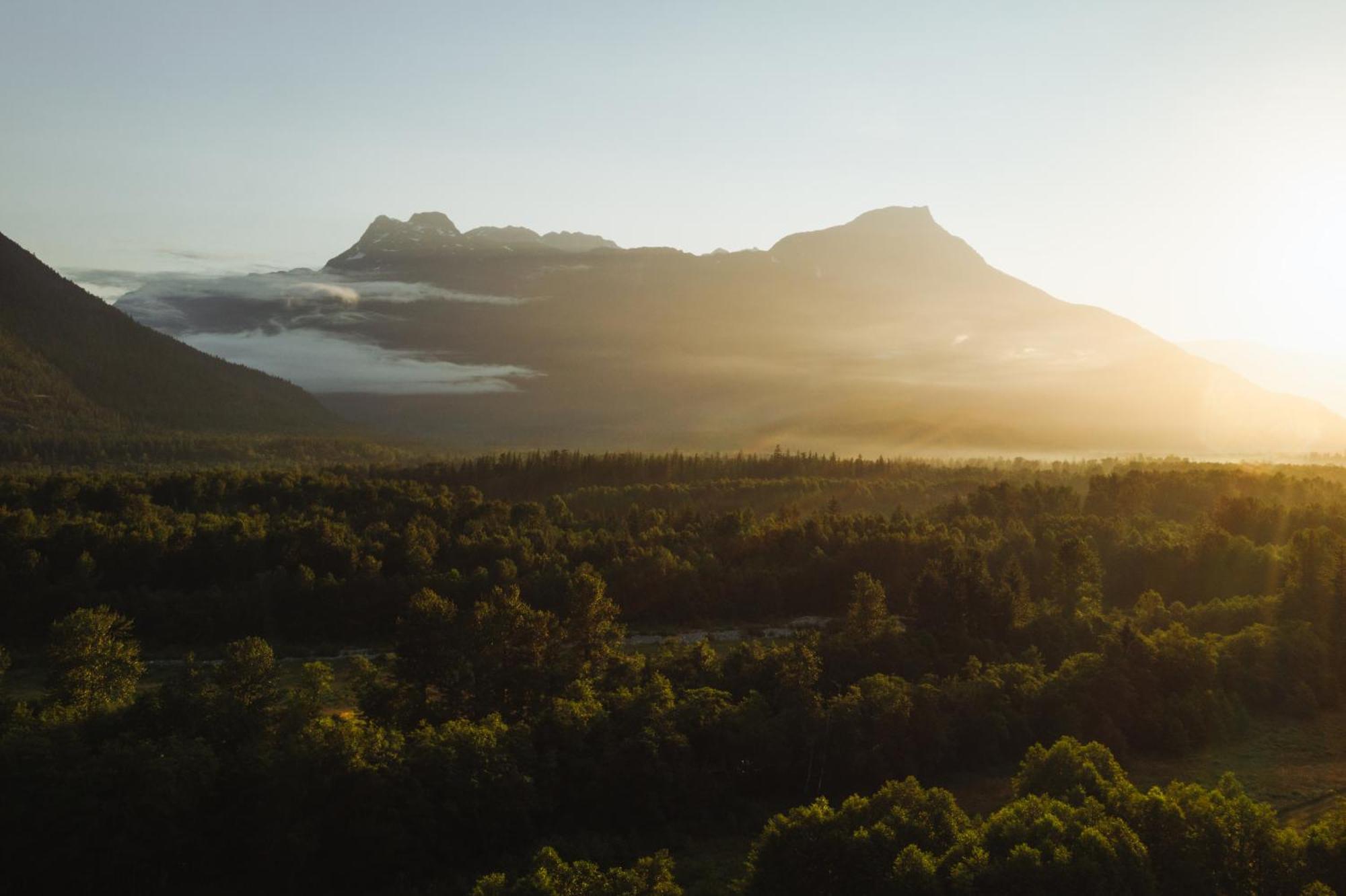 Bella Coola Grizzly Tours And Resort Hagensborg 외부 사진