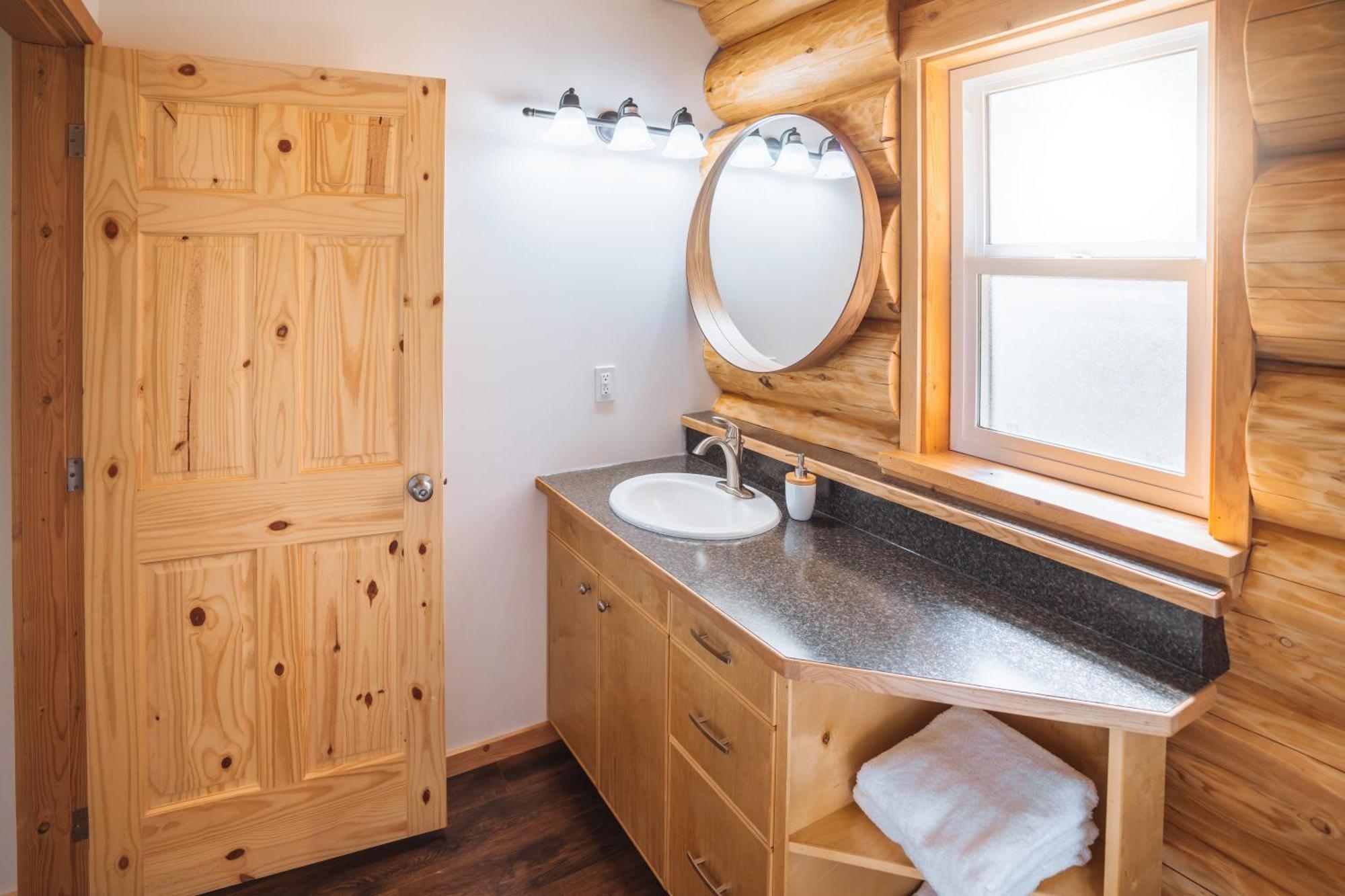 Bella Coola Grizzly Tours And Resort Hagensborg 외부 사진