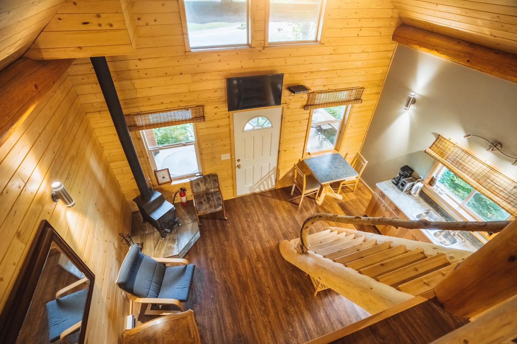 Bella Coola Grizzly Tours And Resort Hagensborg 외부 사진