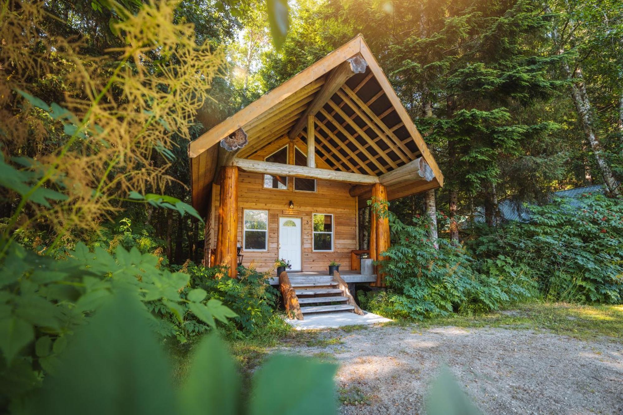 Bella Coola Grizzly Tours And Resort Hagensborg 외부 사진