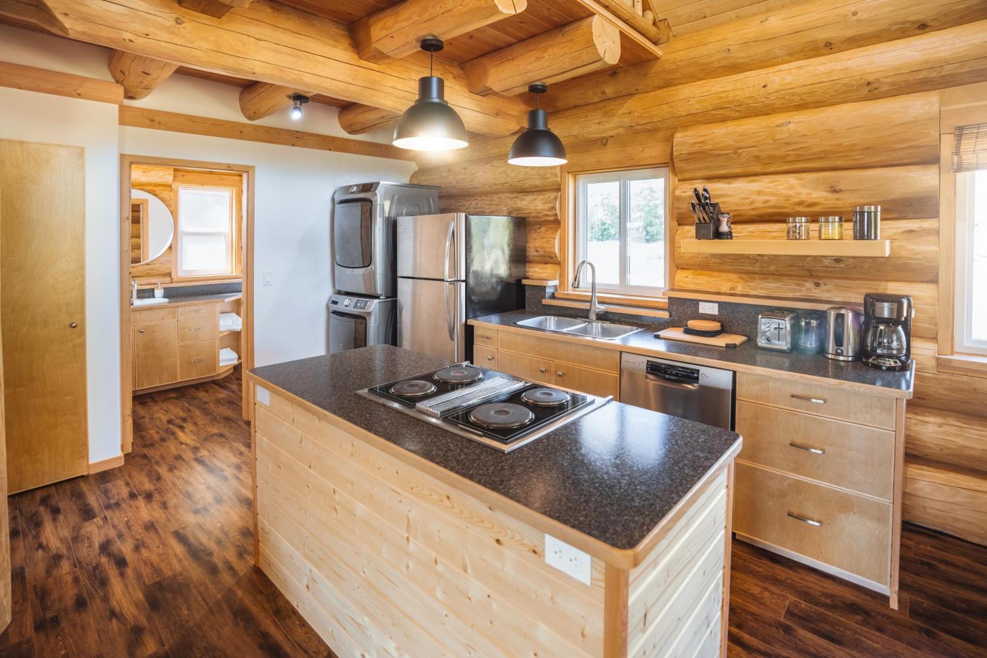Bella Coola Grizzly Tours And Resort Hagensborg 외부 사진