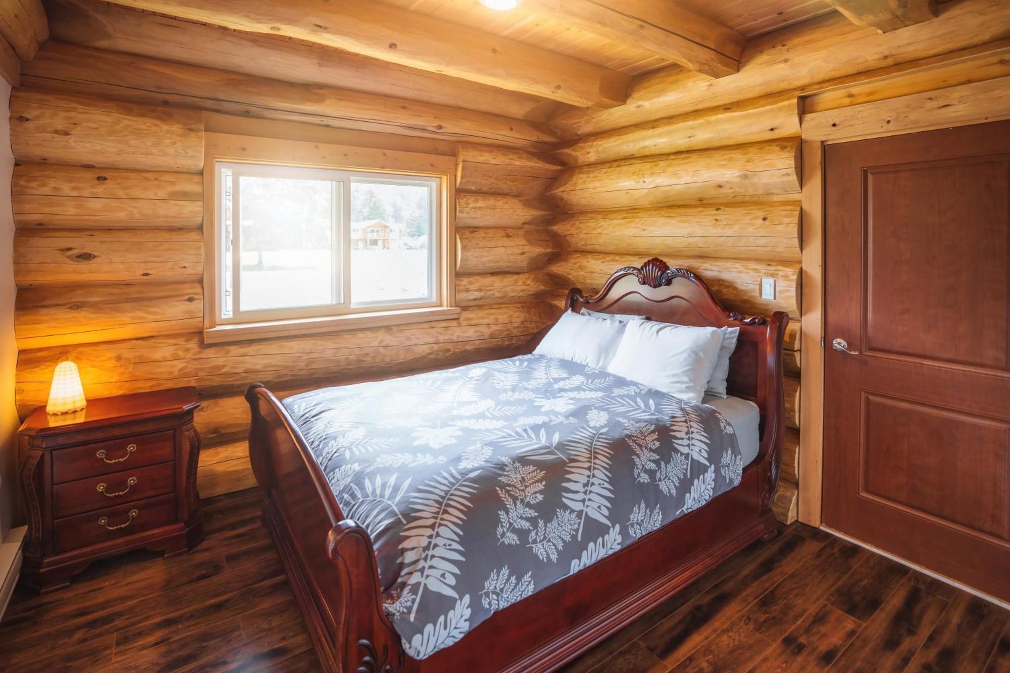 Bella Coola Grizzly Tours And Resort Hagensborg 외부 사진